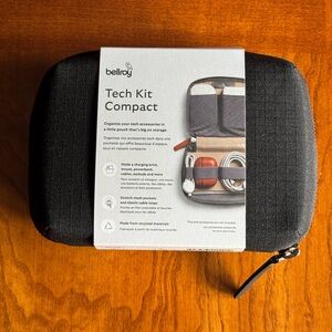 Bellroy Tech Kit Compact